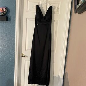 Belsoie Black Dress can wear on any occasional size small